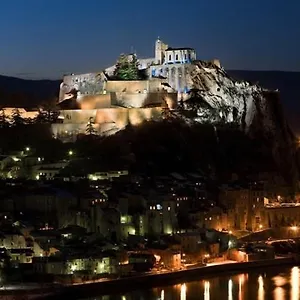 https://etxe-laminak.fr-provencehotel.com